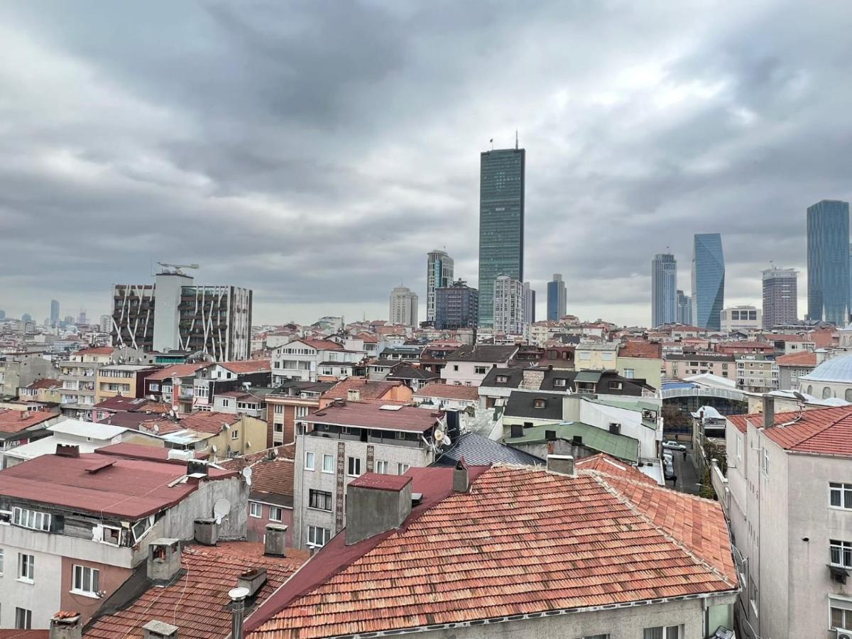 Apartament Alyateras *
