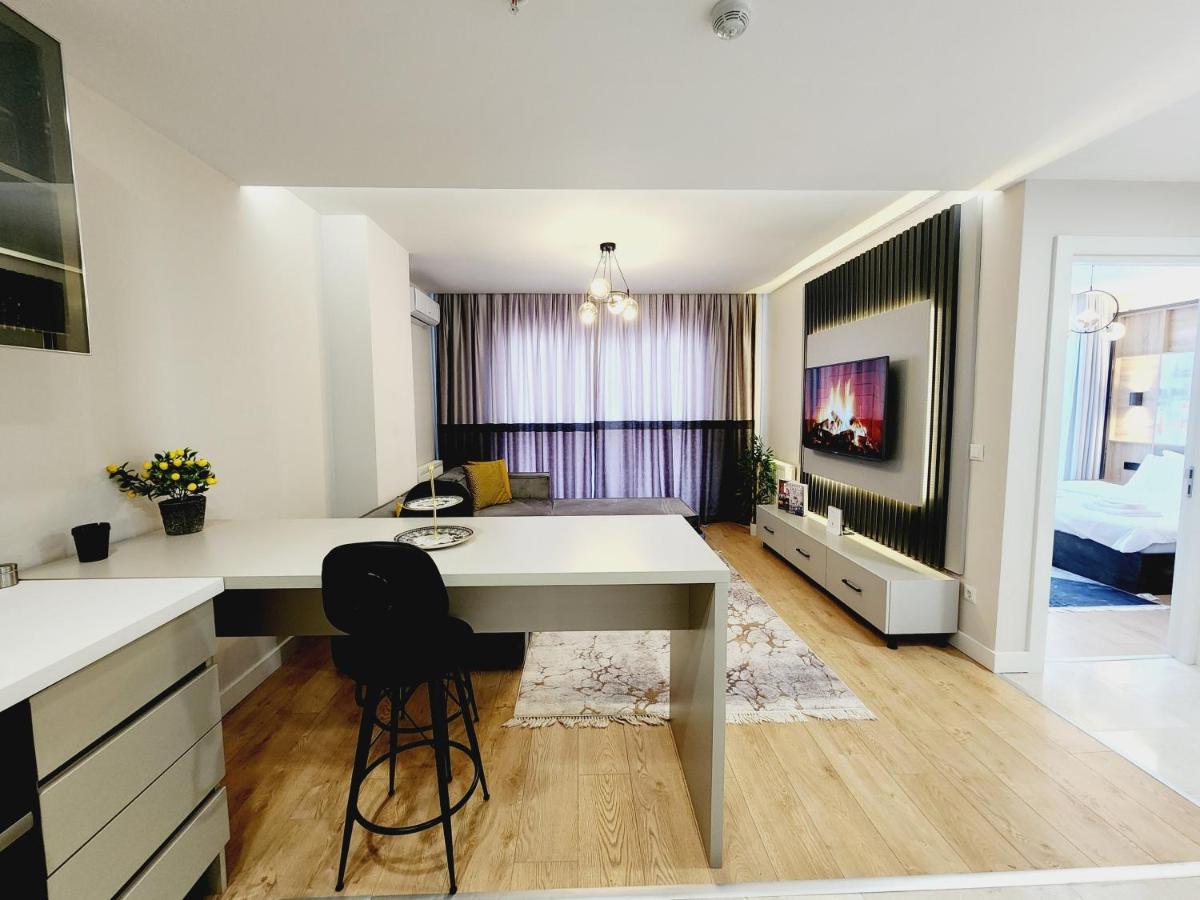 Apartament Alyateras *